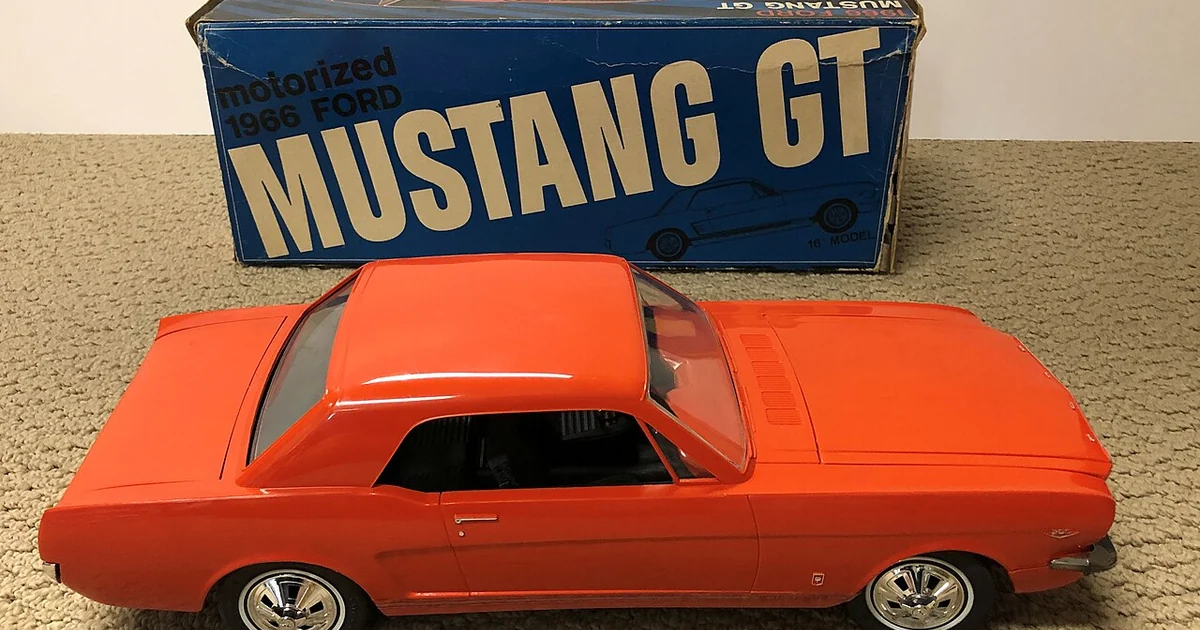 1966 Ford Mustang 1:11 scale model car by Wen-Mac retooled for Testors very early radio-controlled model