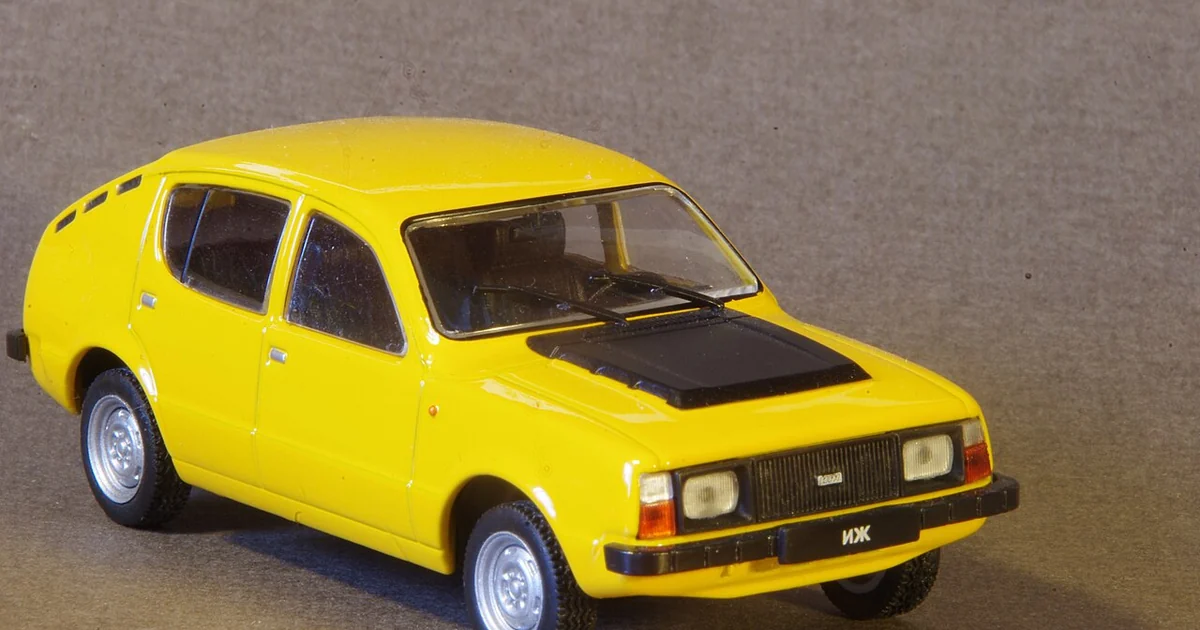 Модель ИЖ-13 "Автолегенды СССР" Deagostini Diecast model Izh-13 from Avtolegendy USSR Deagostini