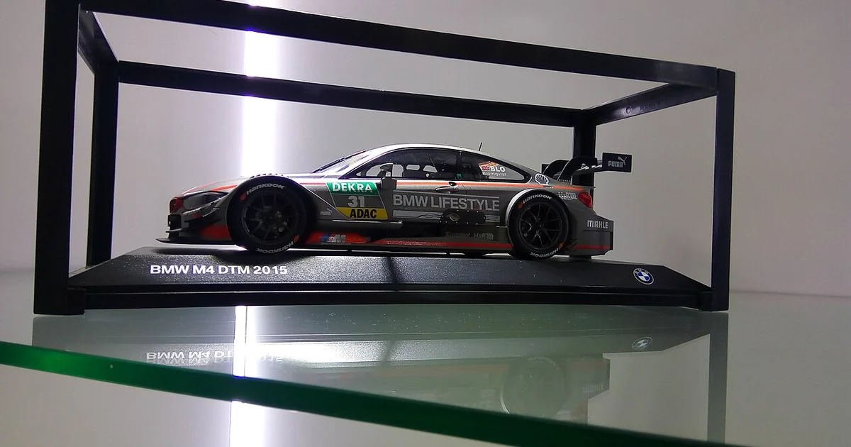 Diecast BMW M4 DTM BMW Lifestyle di IIMS 2018
