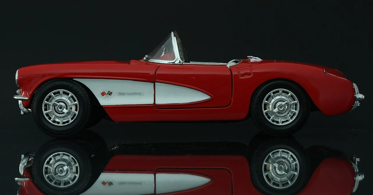 1:18 scale diecast.